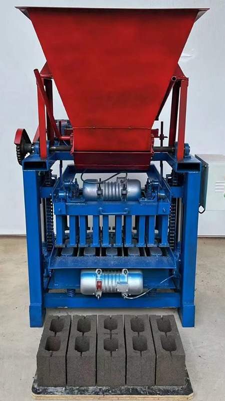 免烧水泥制砖机 小型单相电家用移动砖机 全自动空心砖机模具配-度小