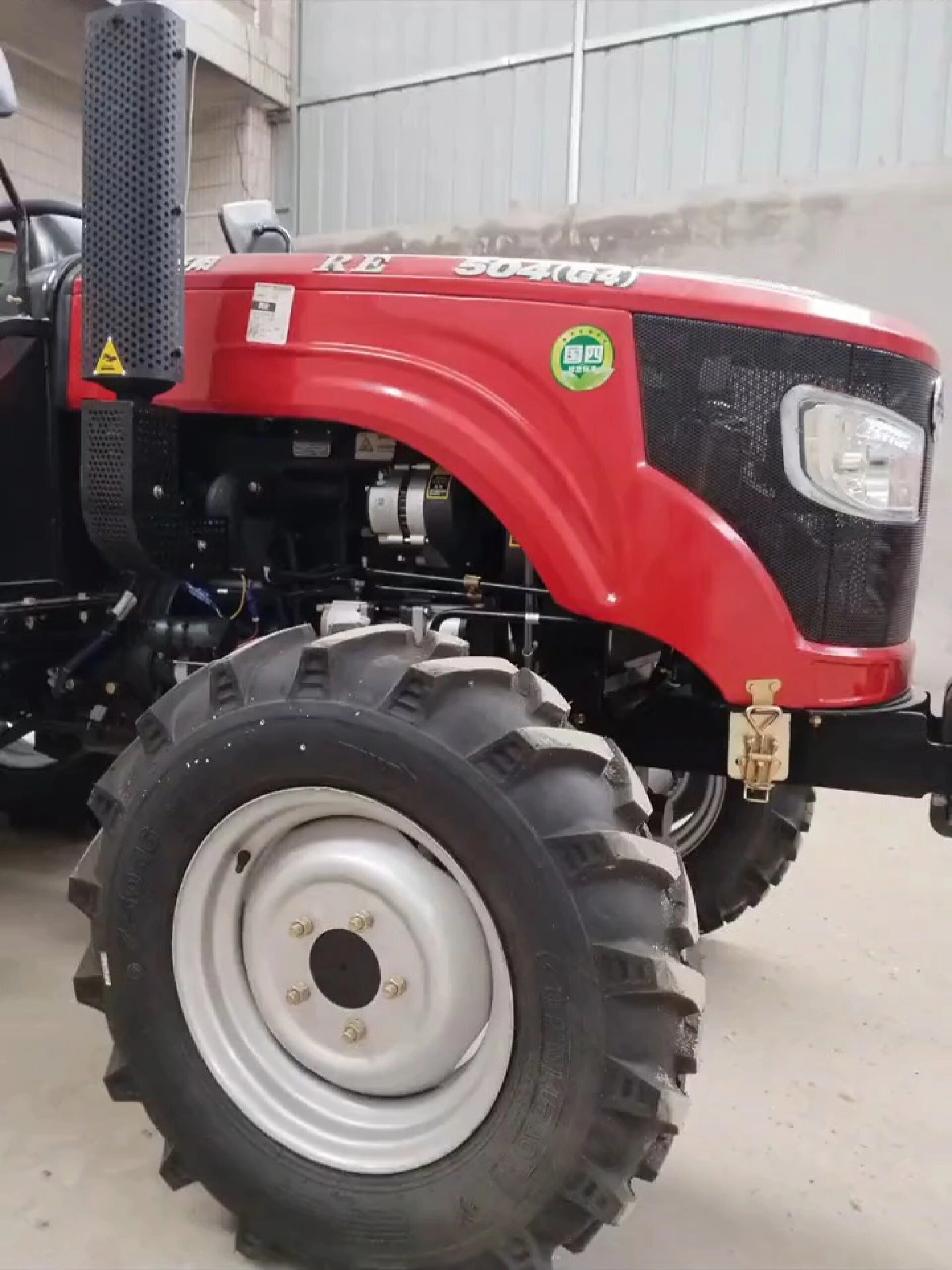 洛阳拖拉机源头厂家 504 704 804 大棚王