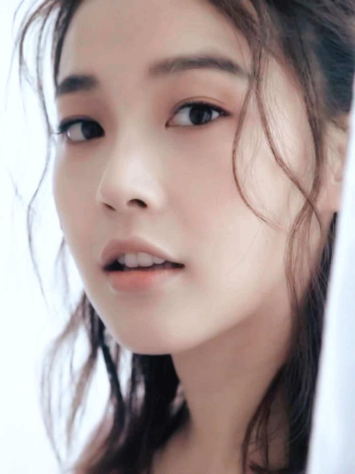 自带氛围感的,气质型女孩,张佳宁