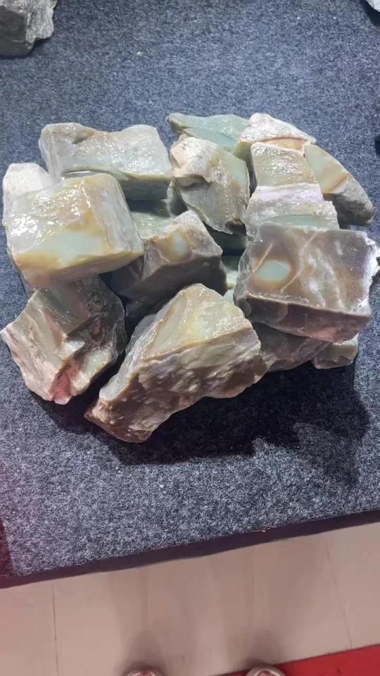 新疆和田玉若羌近矿糖料