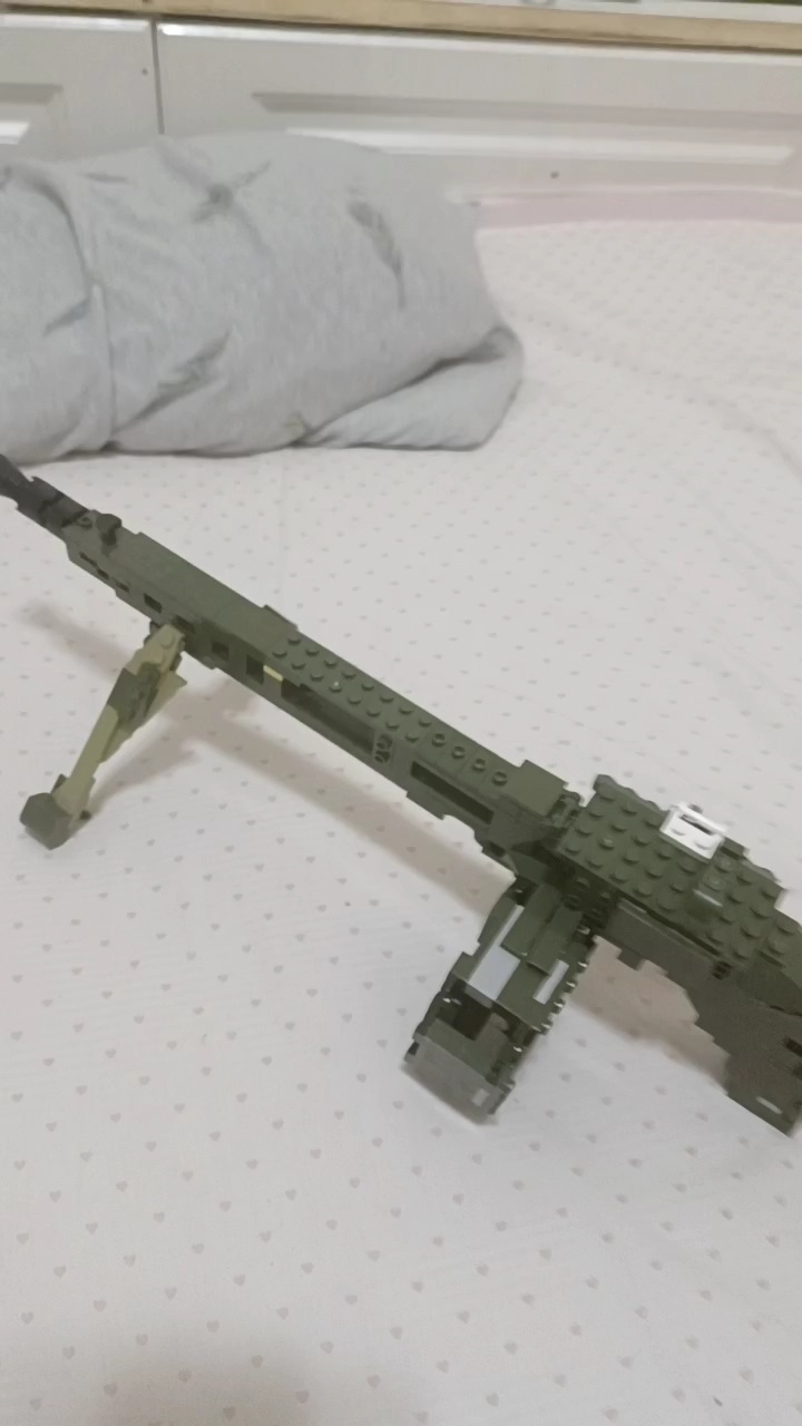 自己使用乐高制作的mg 3通用机枪