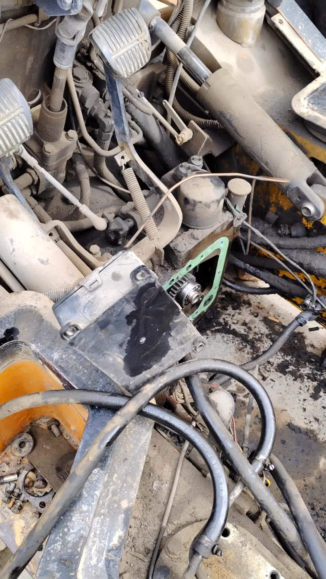 叉车变速箱其实比发动维修简单一些 榆林市 工程机械 大家觉得呢?