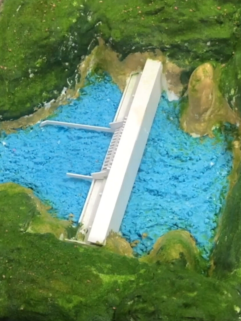 三峡"大坝"模型,外景制作过程
