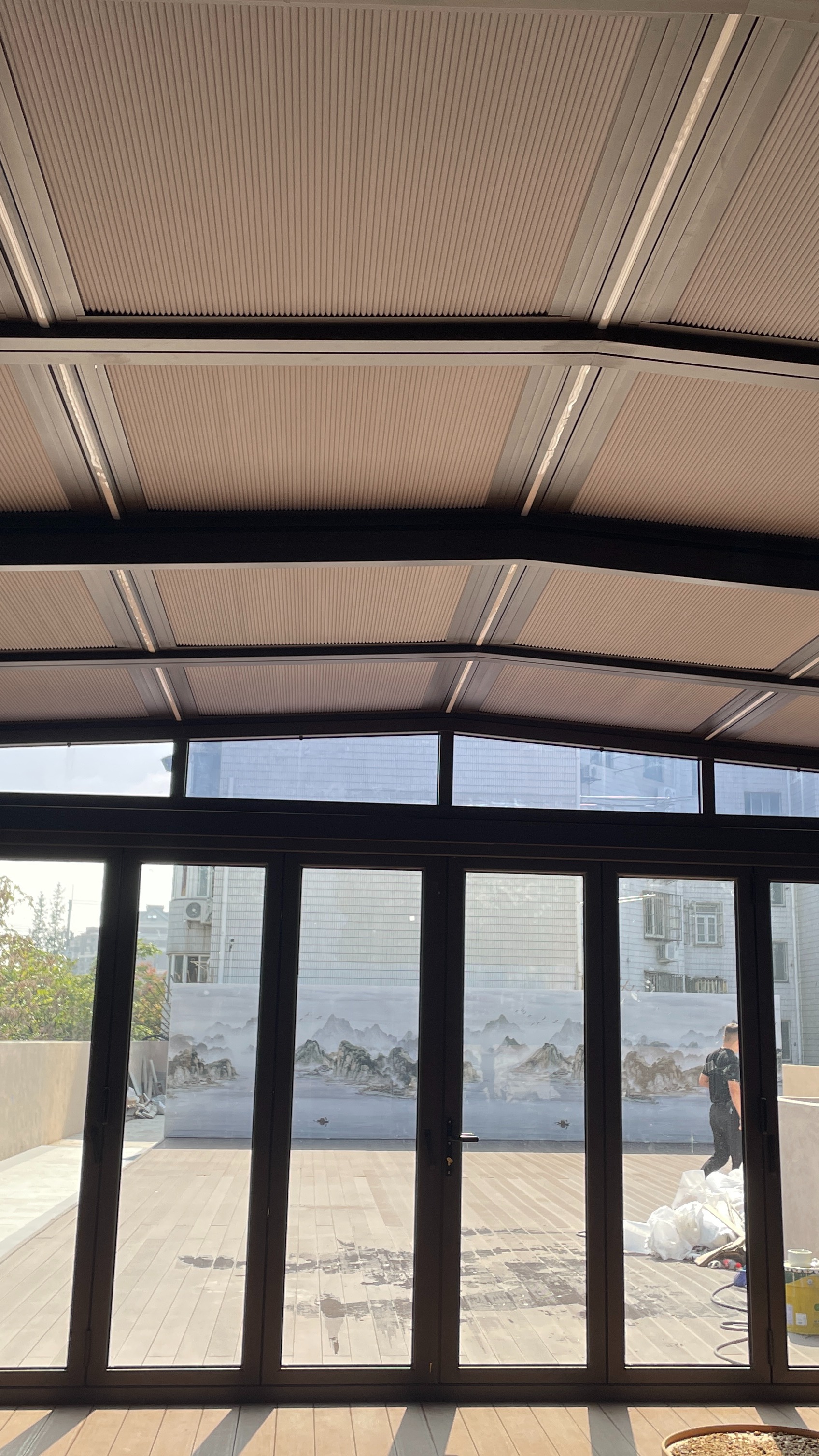 电动折叠阳光房,电动屋顶科技赋能屋顶新篇