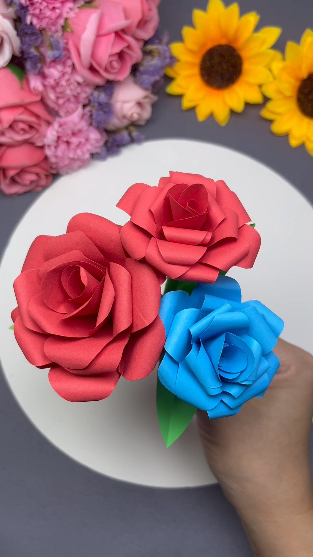 折纸手工玫瑰花,超简单哦