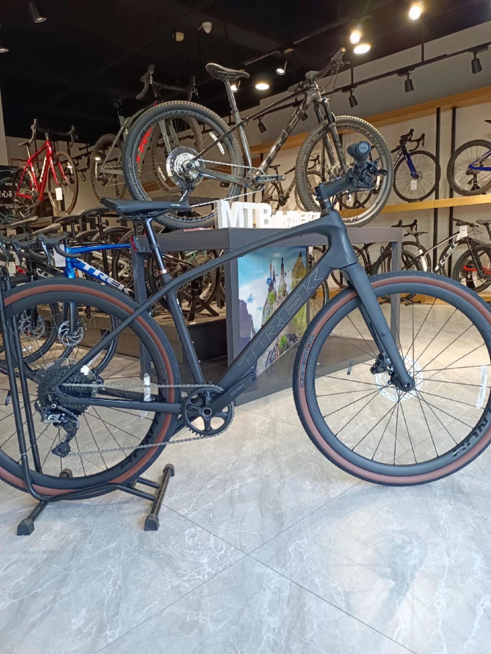 崔克休闲车fx 6 现货