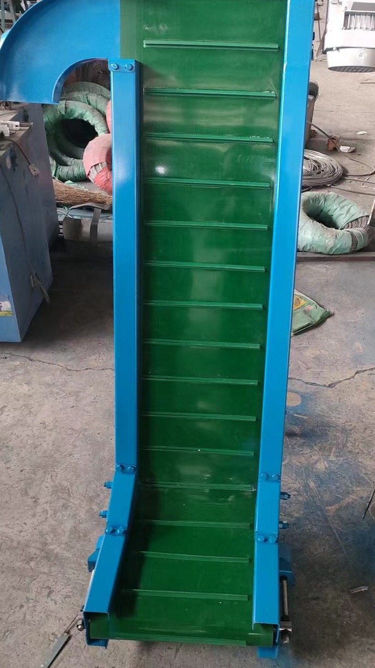 皮带带裙边提升板 全封闭提升机