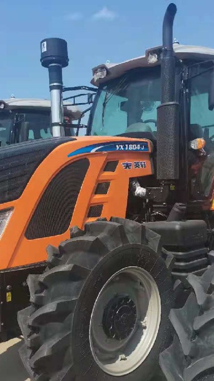 英轩1804拖拉机 开环耕地农用四驱机-度小视