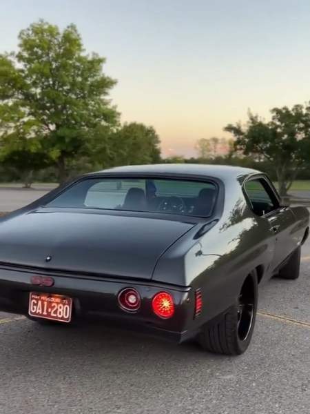 05雪佛兰高性能跑车ss