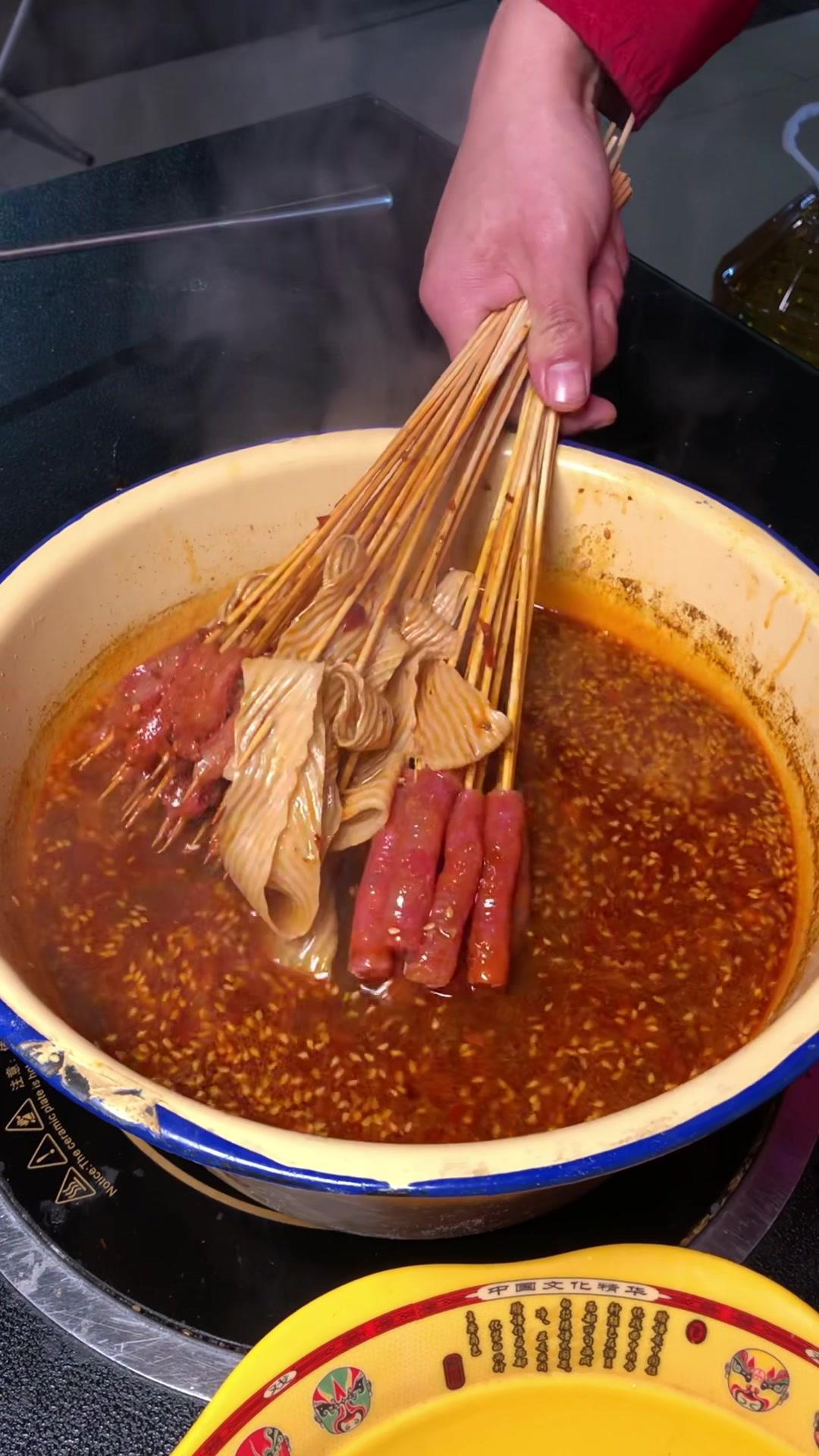 小本创业好项目 吉县麻辣串 串串 特色小吃创业好项目推荐-度小视