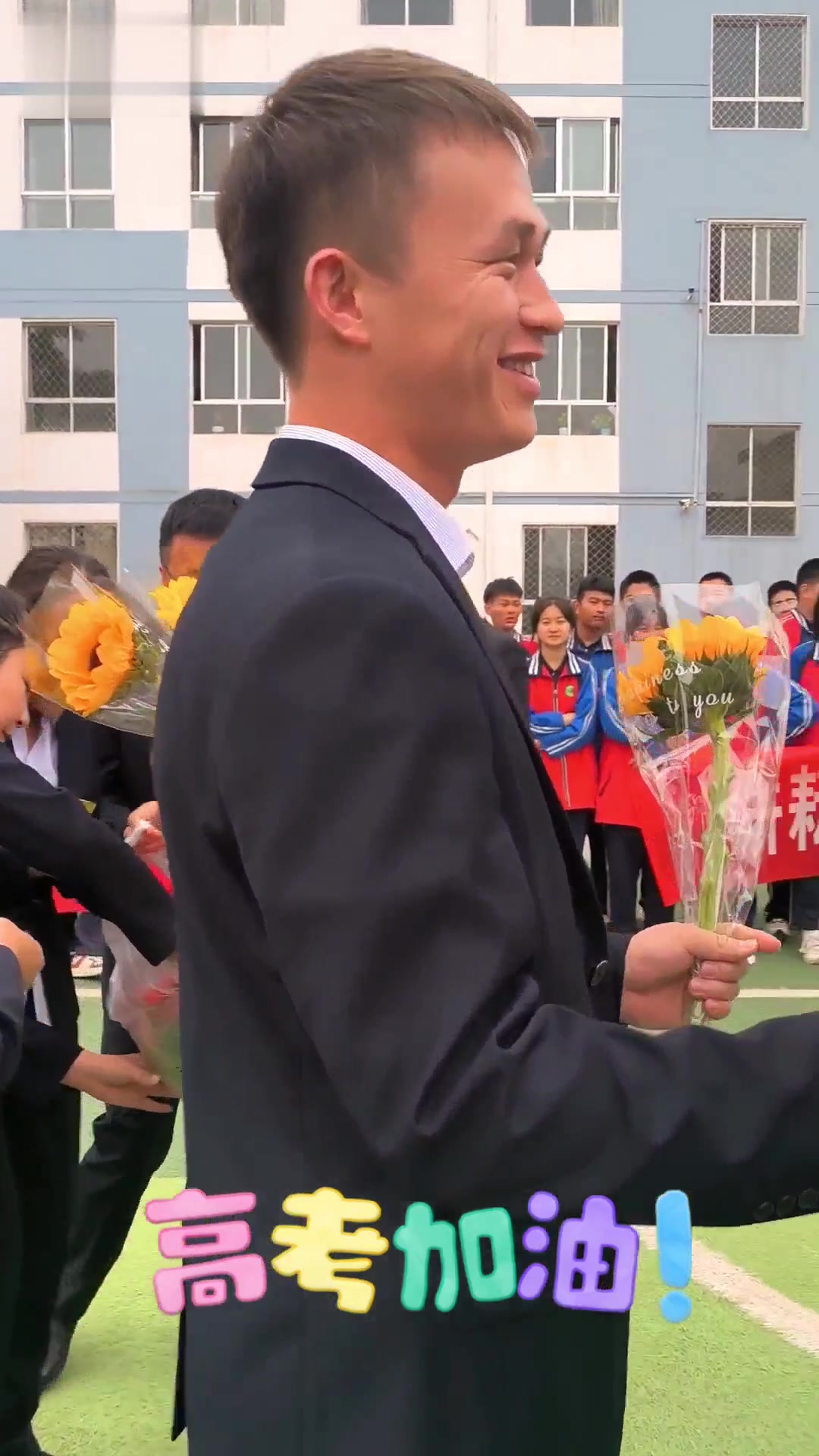 暖心关怀,提振士气,酒泉育英中学为高三考生送祝福 高考 酒泉