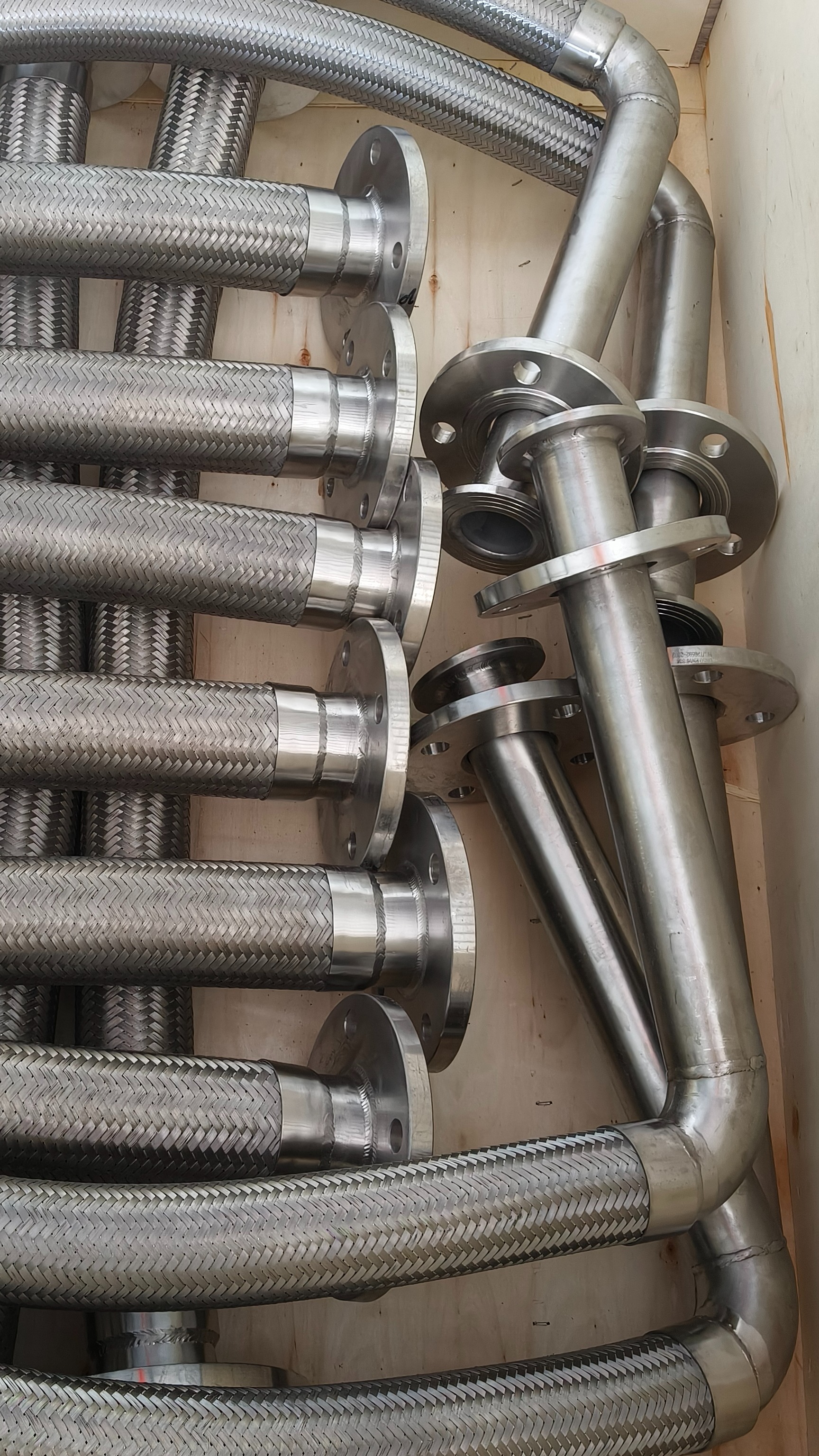 304不锈钢钢管焊接弯头连接法兰式金属软连接