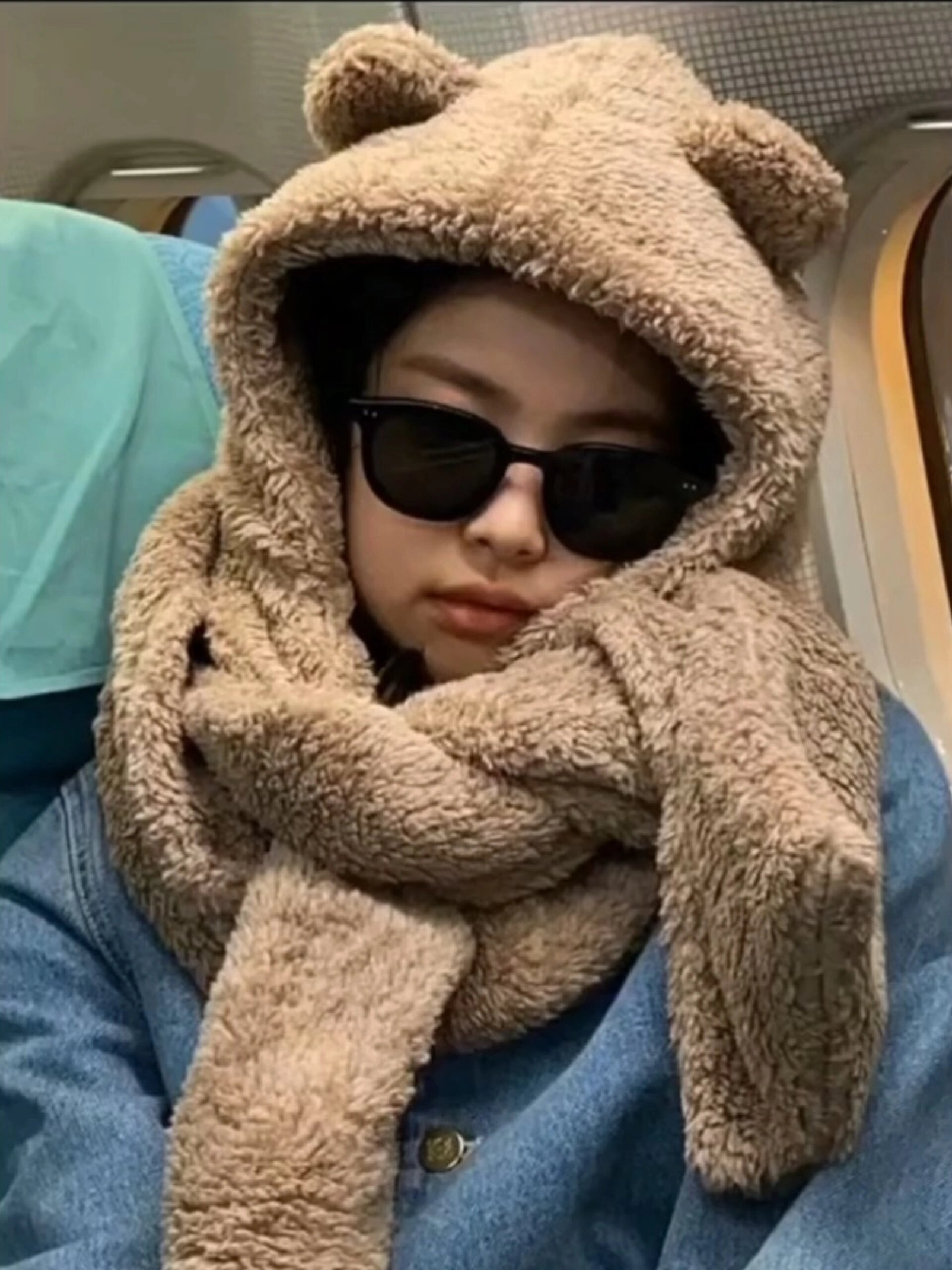jennie同款小熊帽子也太可爱了吧