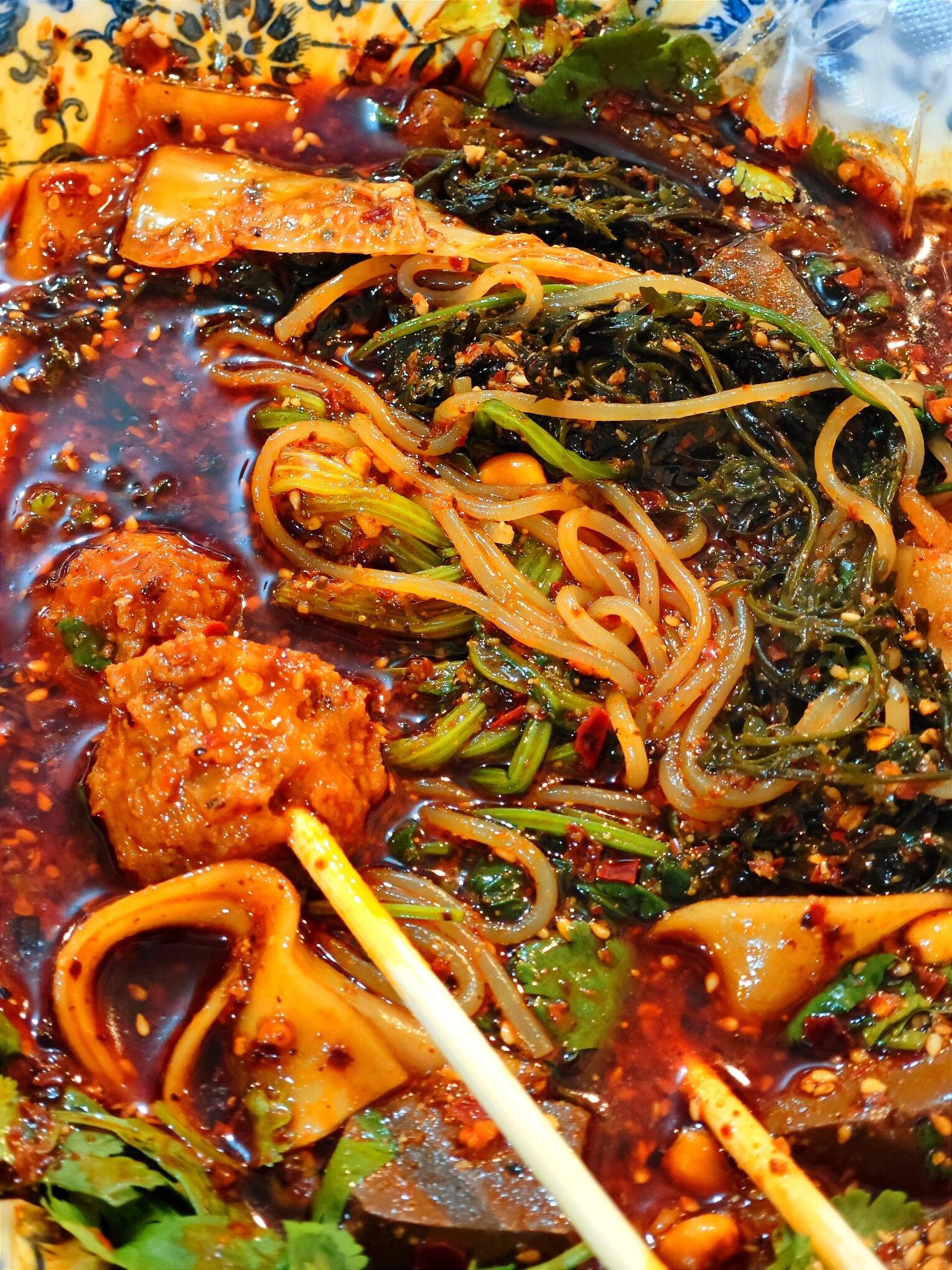 随机馋死一个没有吃到甘肃麻辣烫的人