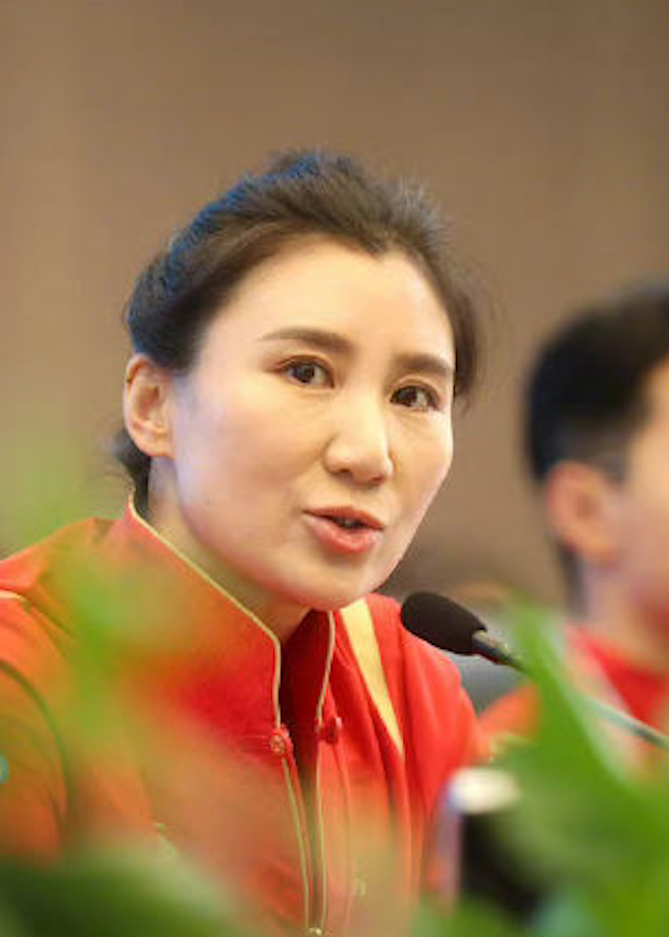 张晶出任短道速滑队主教练我现在很自信年轻队员值得期待