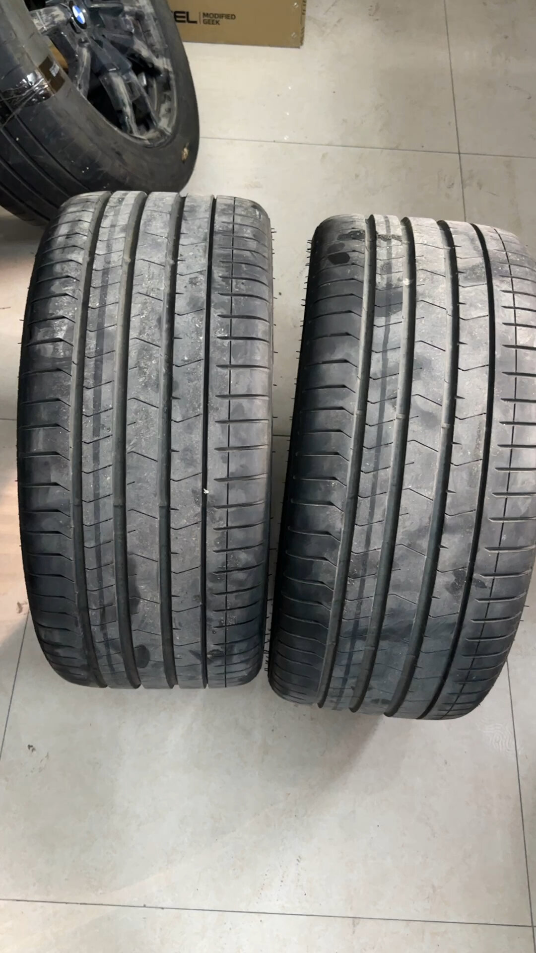 27530r20倍耐力pz4防爆宝马原配轮胎98新