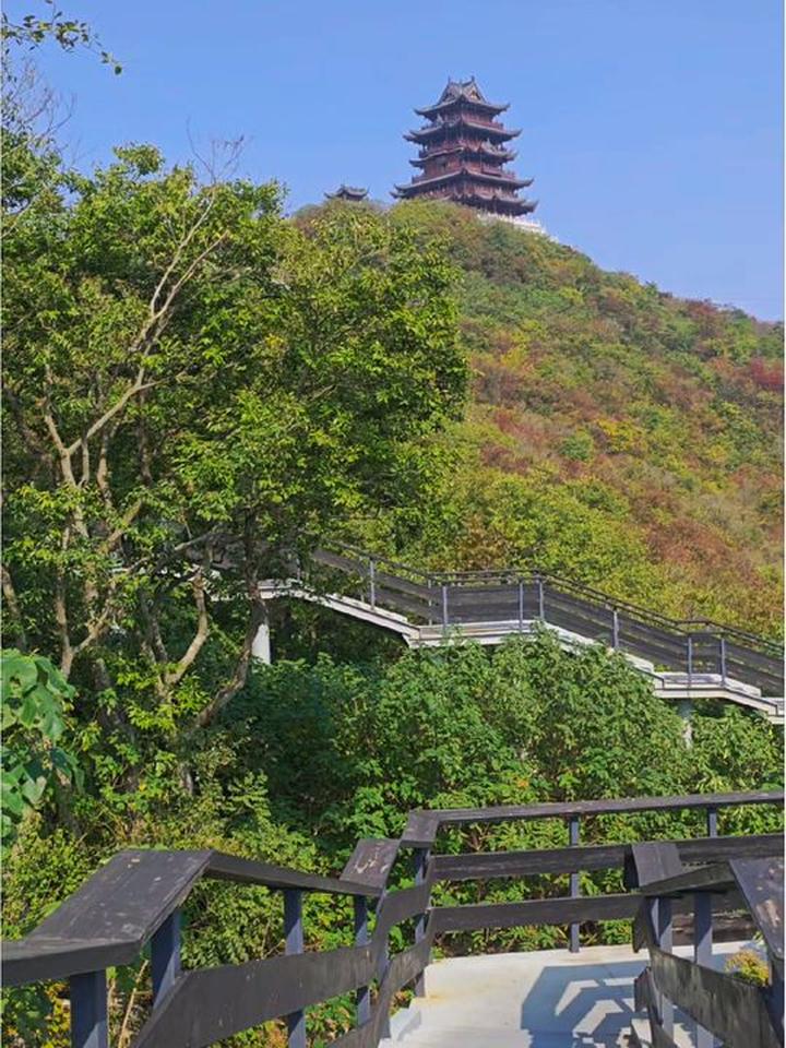 滁州市琅琊山风景区琅琊阁,好风景带来好心情