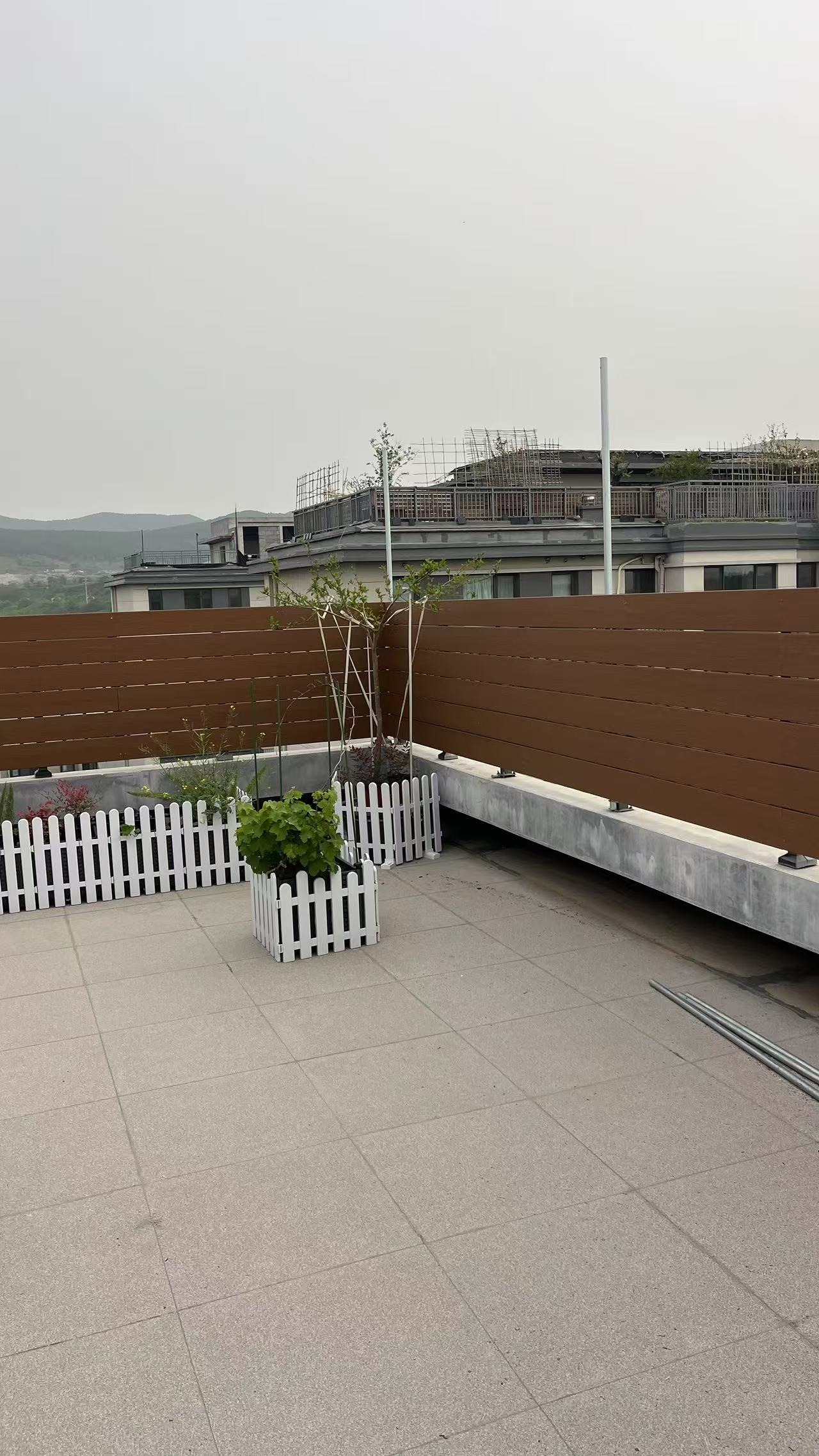 露台安装二代共挤木塑围栏