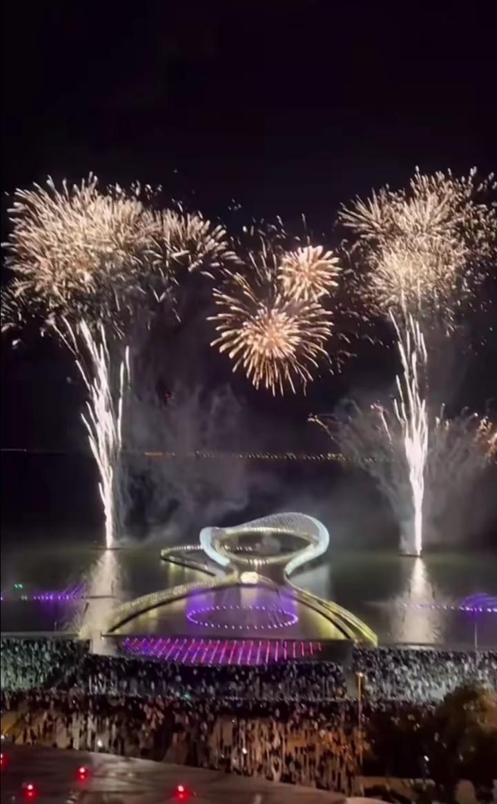 苏州湾大型音乐喷泉