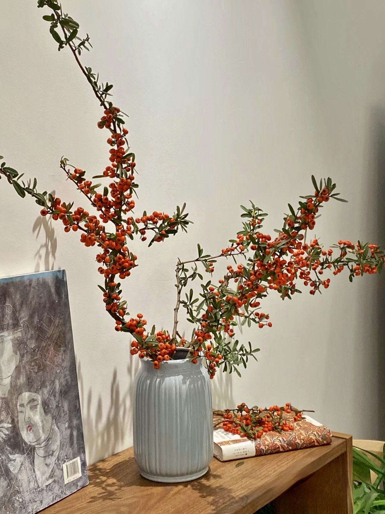 山里货,红彤彤的沙棘果小时候满满的记忆