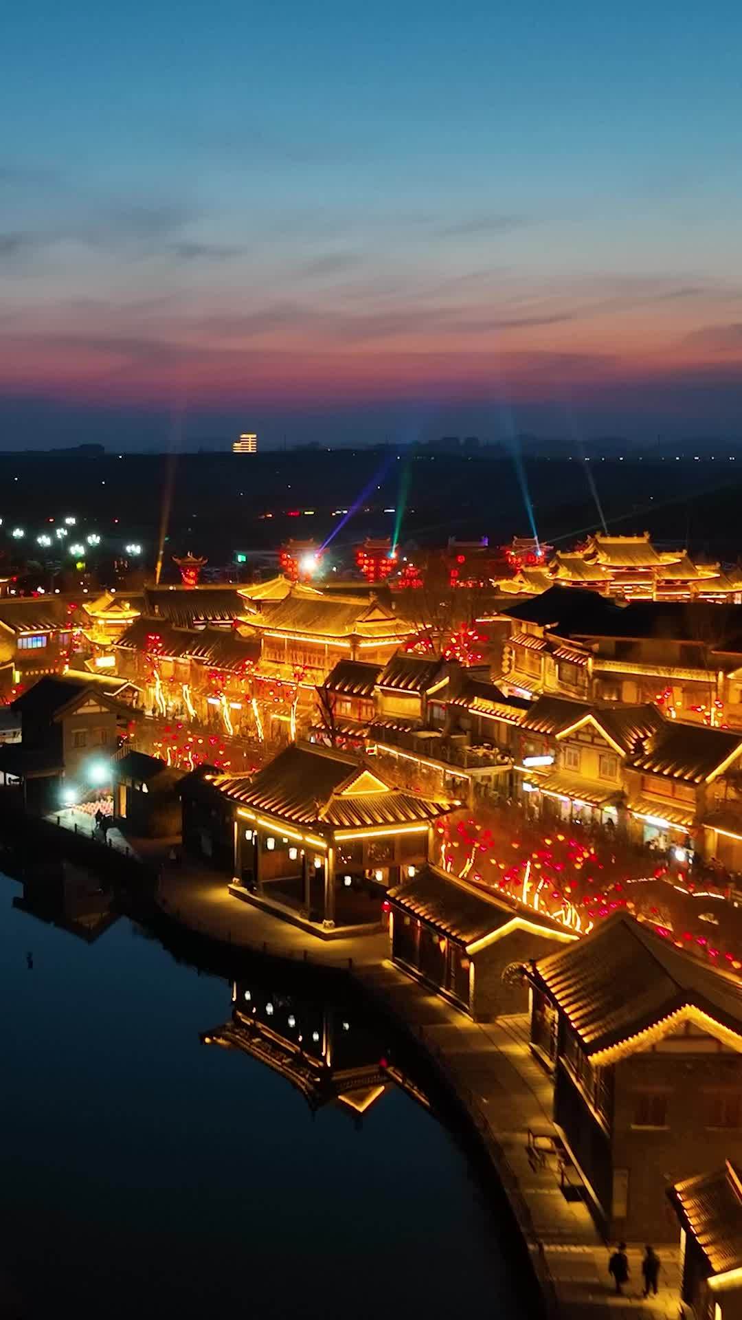 梦幻之境的交响曲,沂水彩虹不夜城 跟着抖音去旅行