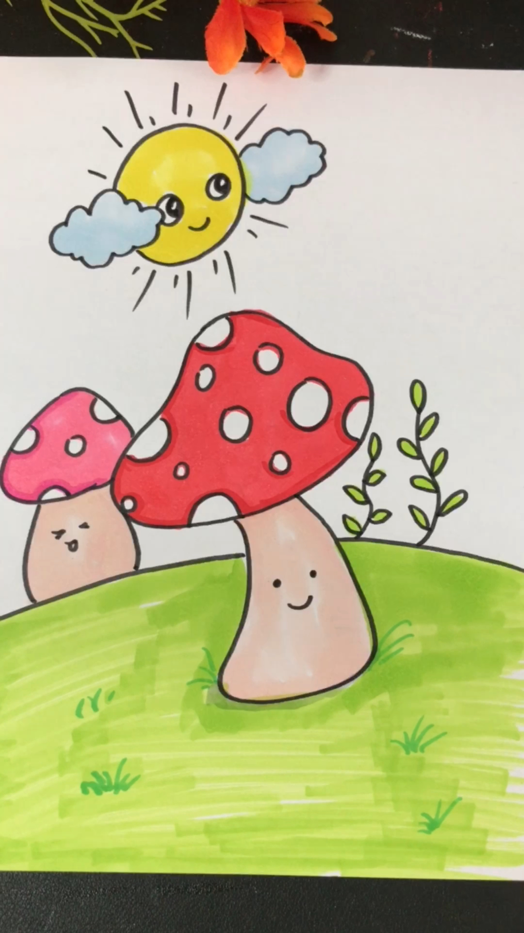 蘑菇生长环境简笔画图片