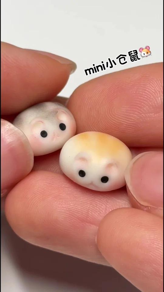 好萌的小仓鼠捏!