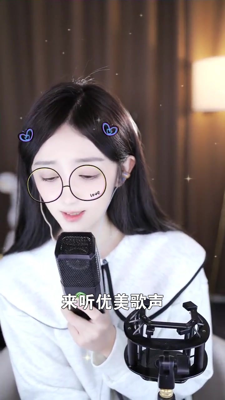 951小七 总会出现一个人,让你觉得人间很值得