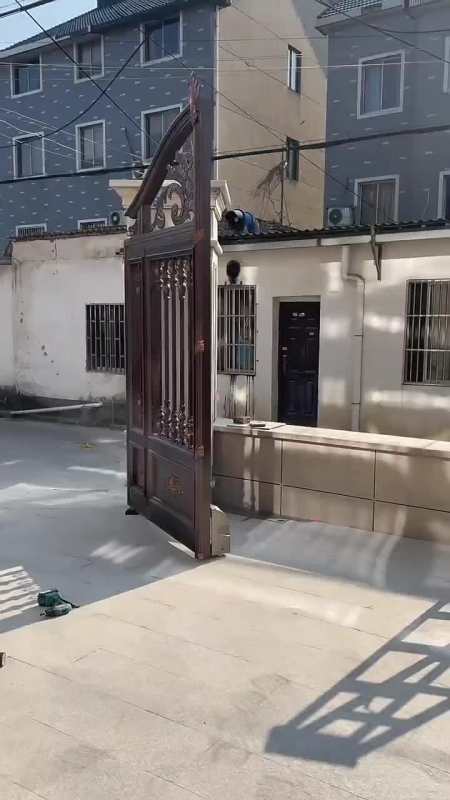 阿尔卡诺八字开门机 庭院铁艺门安装电动开门机遥控手机远程开门-度小
