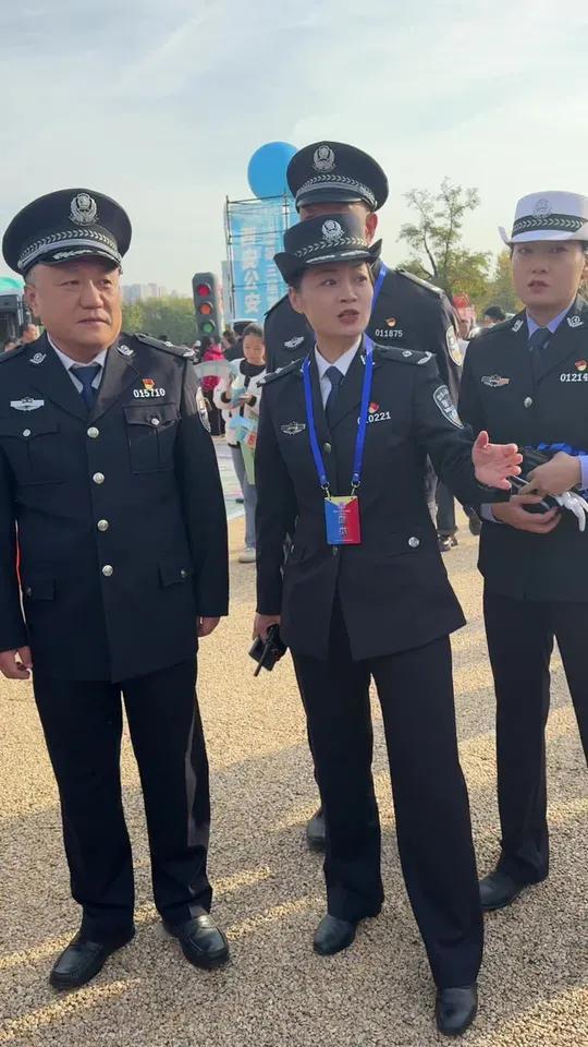 西安警营开放日高级警官现场指挥