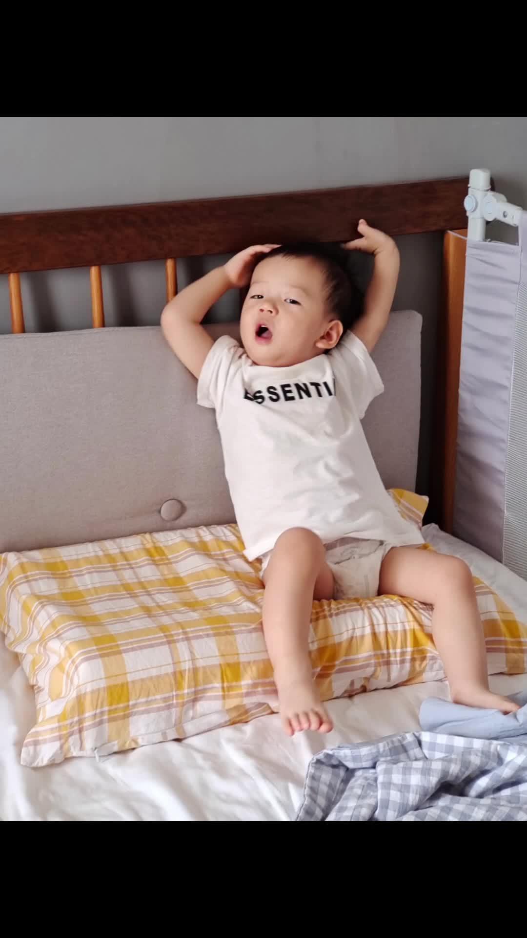 谁家还没个小可爱,养育男孩 人类幼崽成长记 今日份小可爱已上线 萌娃