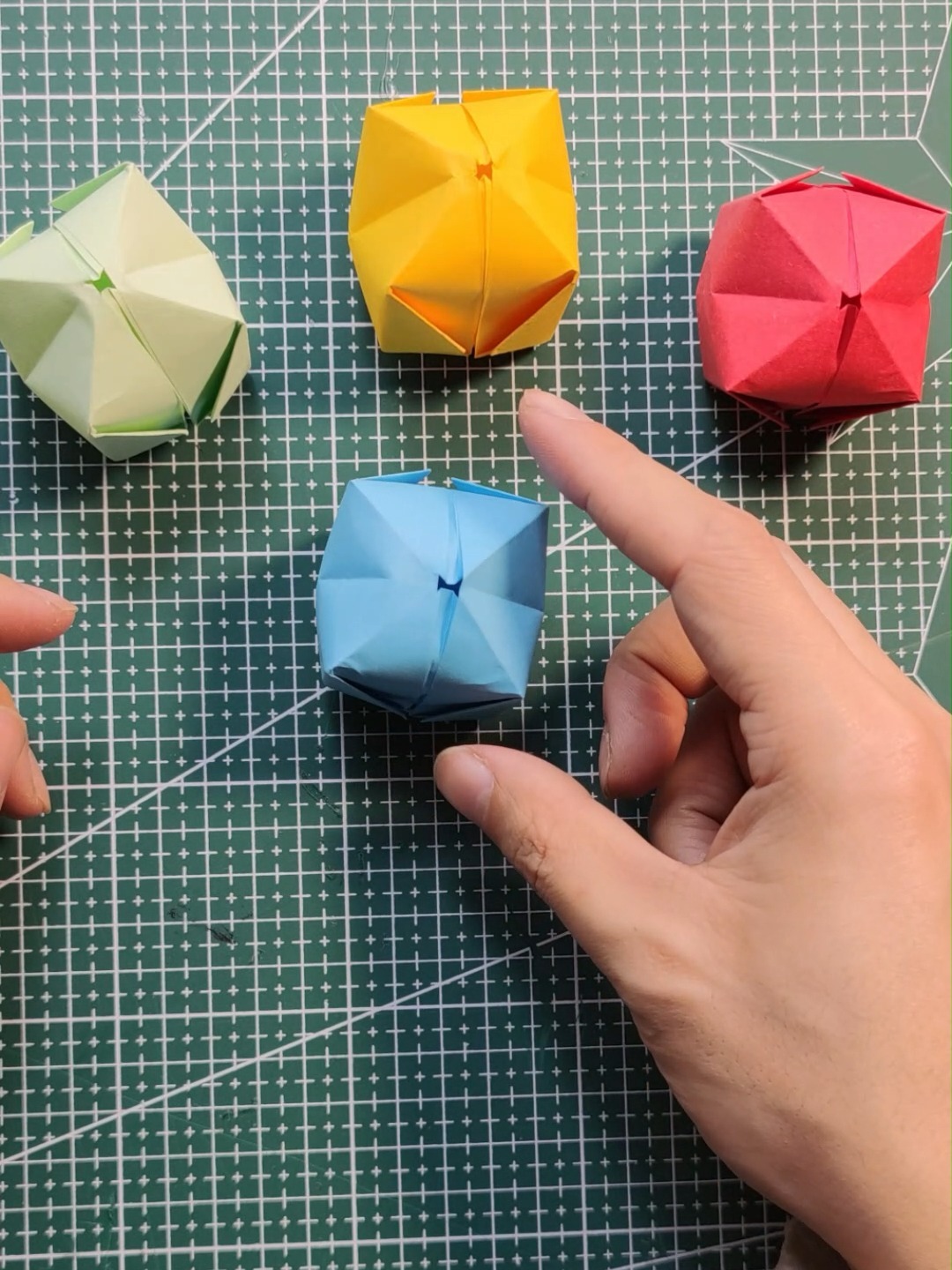 亲子手工折纸 小灯笼的折纸方法 简单易上手