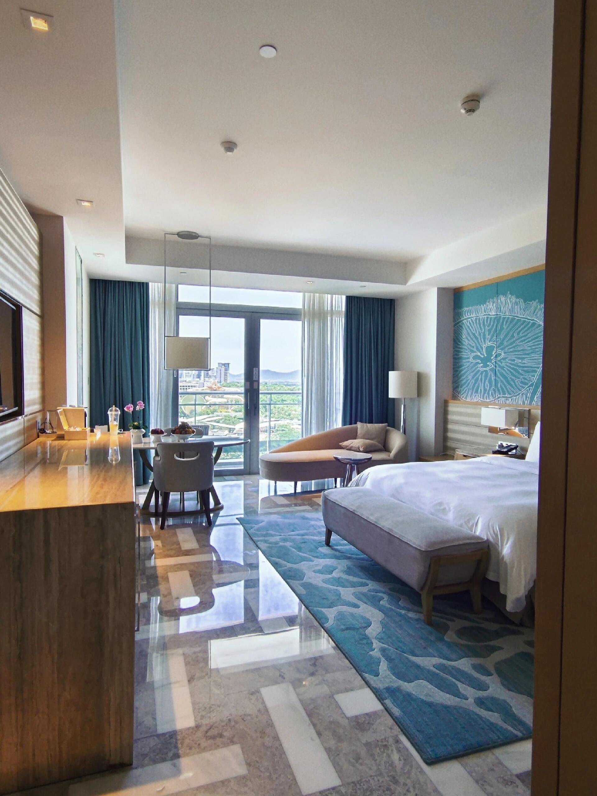 入住亚特兰蒂斯