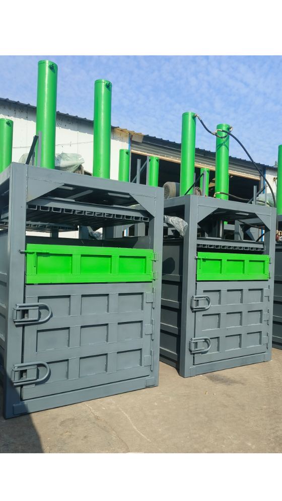 120吨立式液压打包机定制款,双推包,打包尺寸120×120