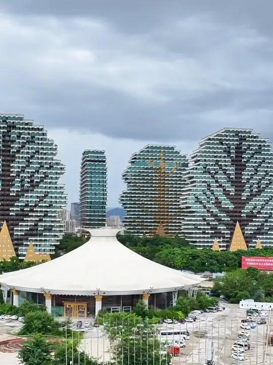 —大树公馆,它就像从童话世界走来的地标建筑