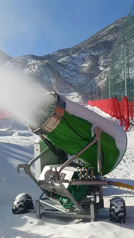 小型户外造雪机 滑雪场游乐园人工造雪机 轮式造雪机