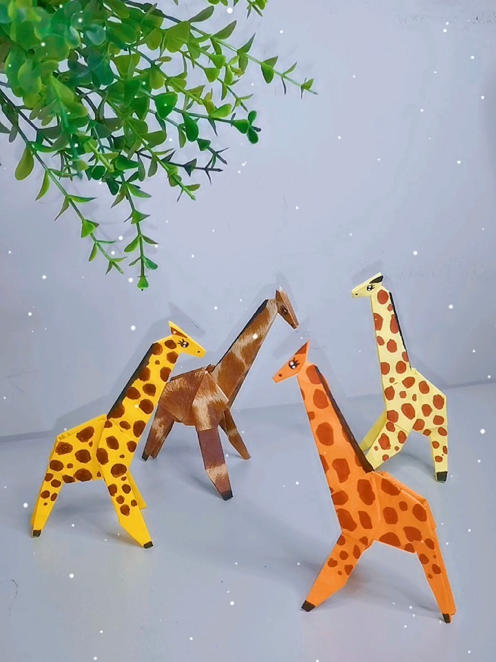 用纸折出来的长颈鹿00也太太太可爱了吧