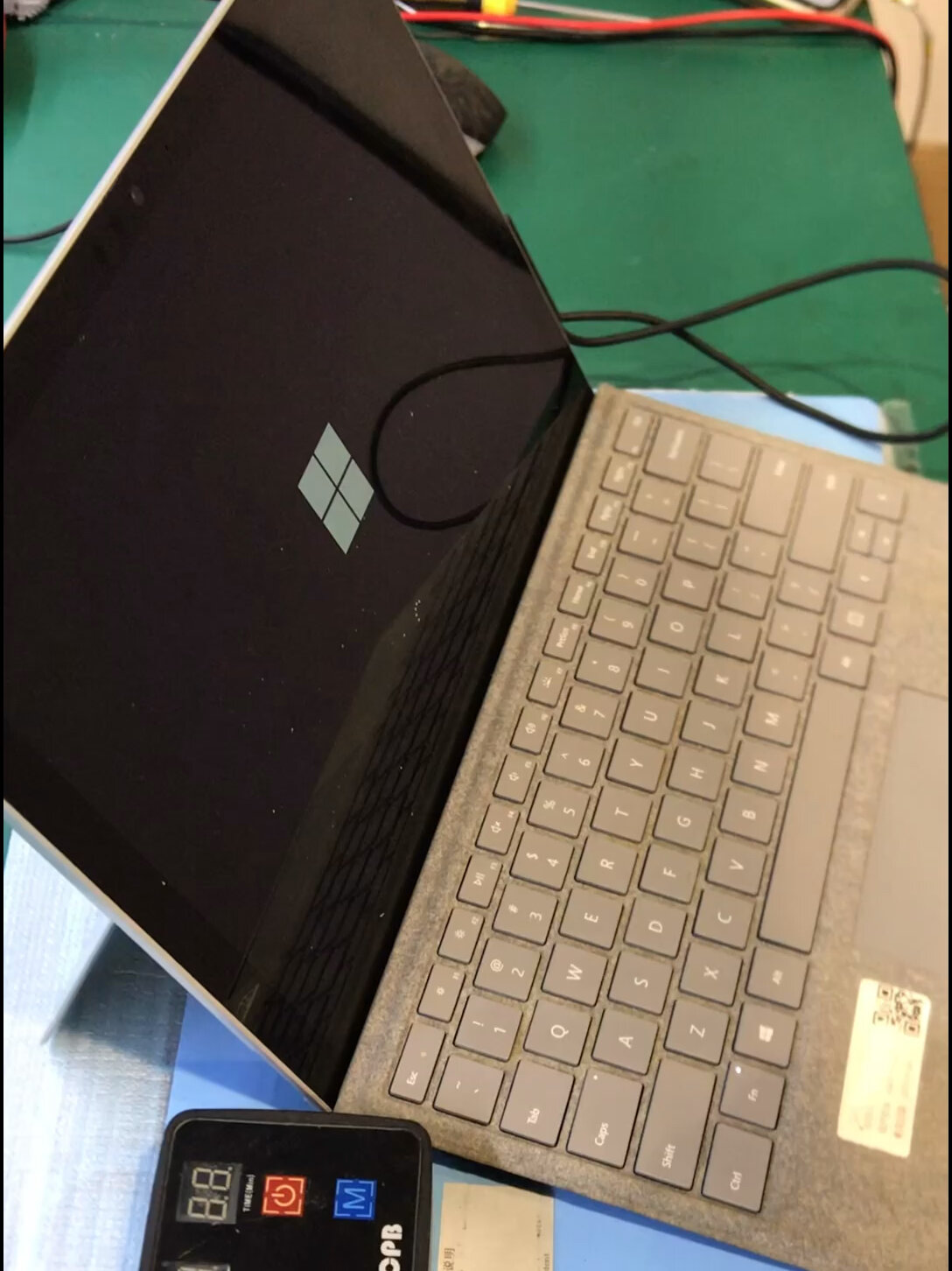 surfacepro5开机卡在logo