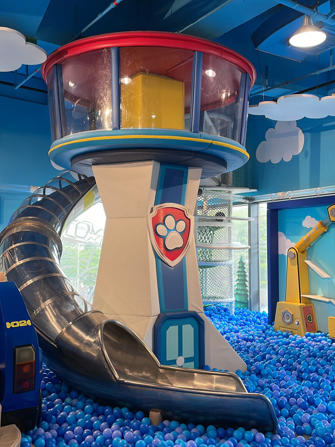 这真的是可以滑滑梯的汪汪队总部塔