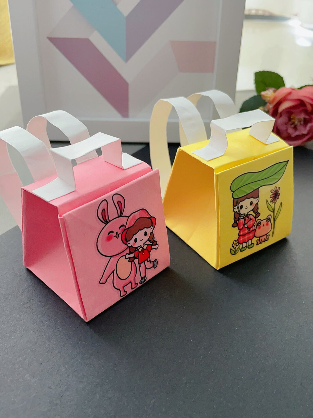 开学季快到了,和孩子一起做个迷你小书包吧