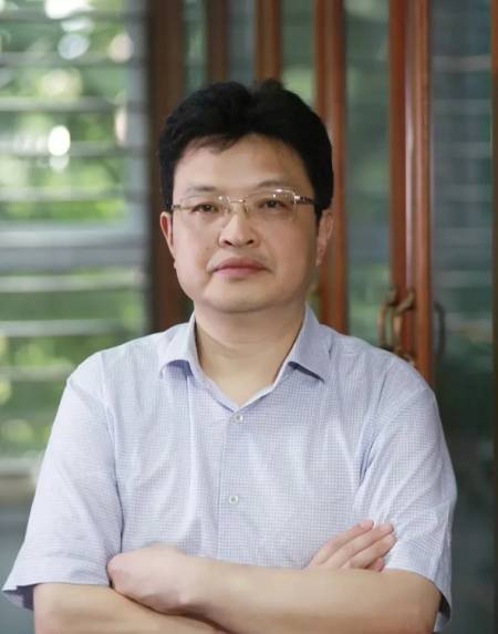 李建成同志任中南大学校长-度小视