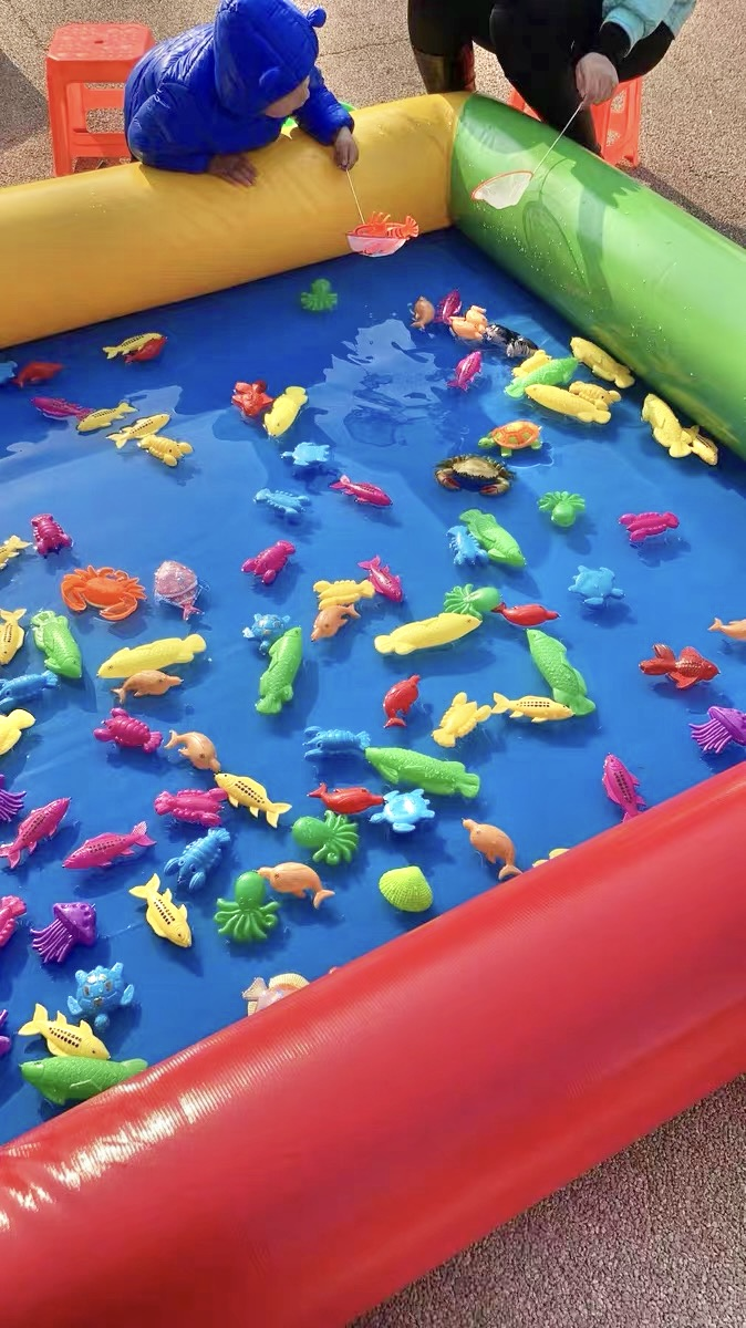 户外娱乐钓鱼池厂家 充气钓鱼池价格 户外充气摸鱼池 钓金鱼池-度小视