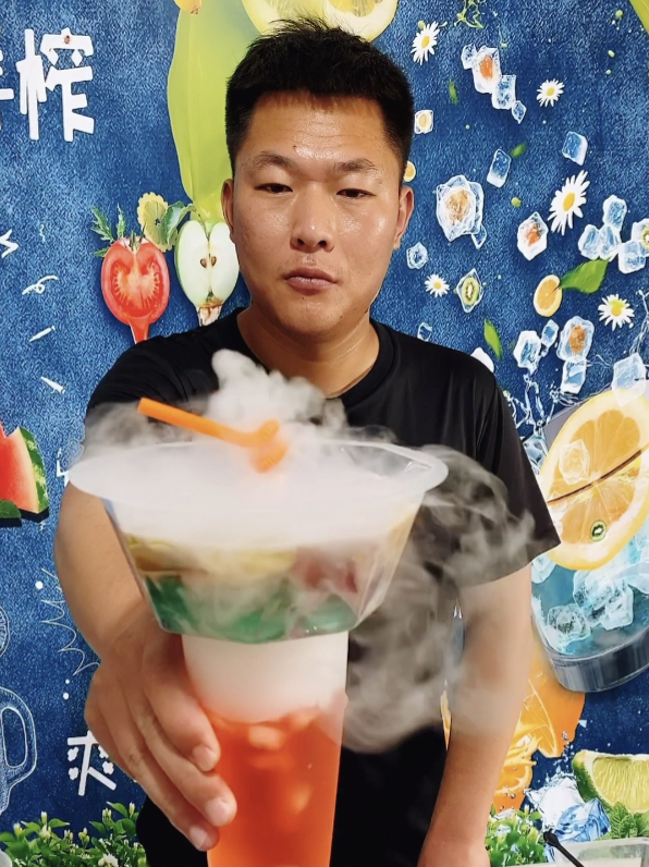 一个人就可以做的冒烟水果杯