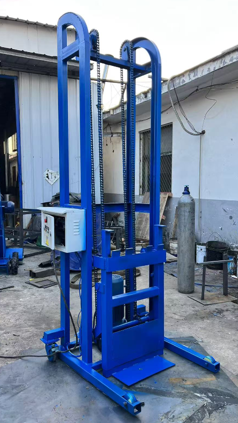 睿诚垃圾桶翻斗提升机