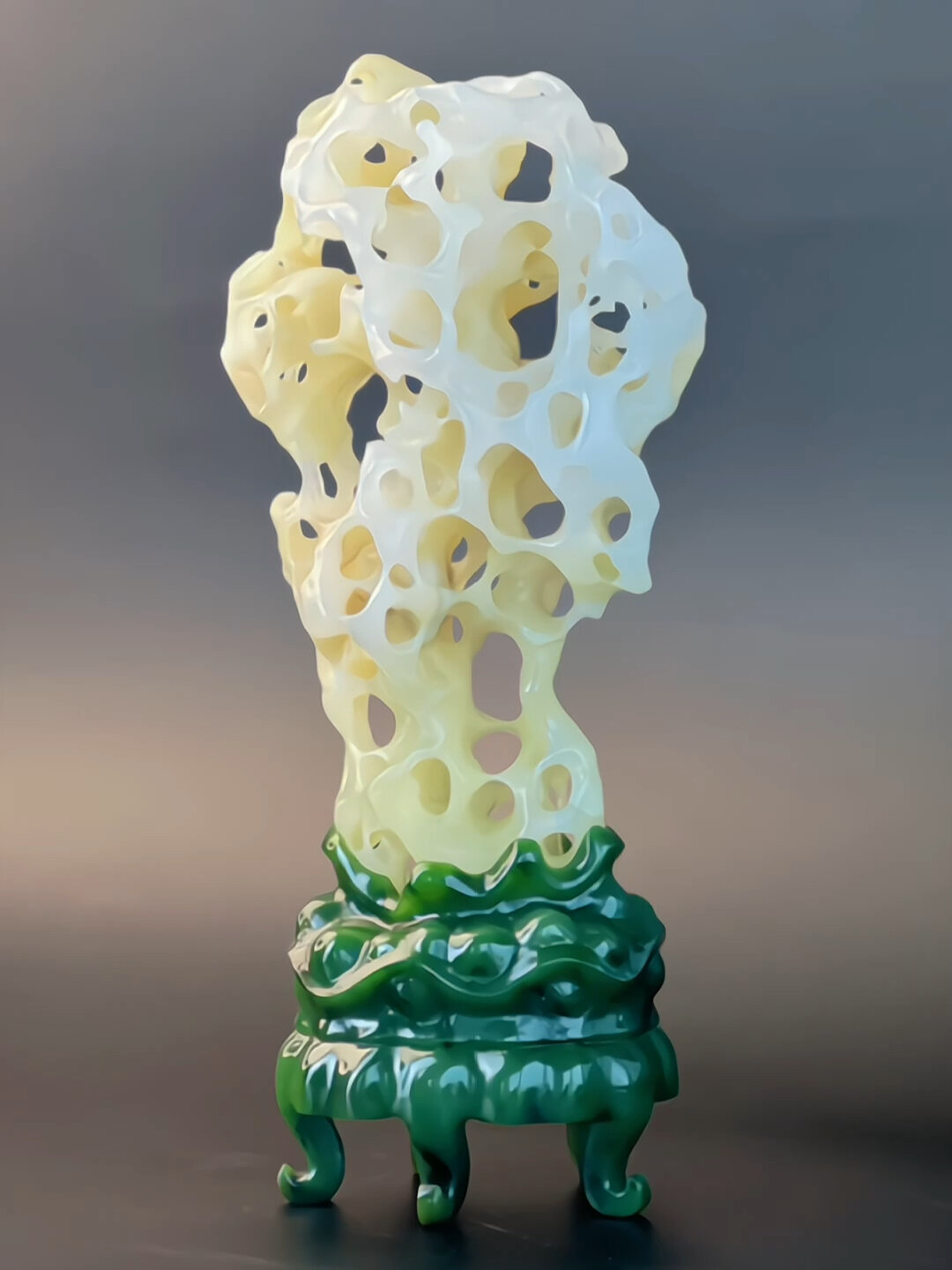 高端玉器太湖石玉雕摆件