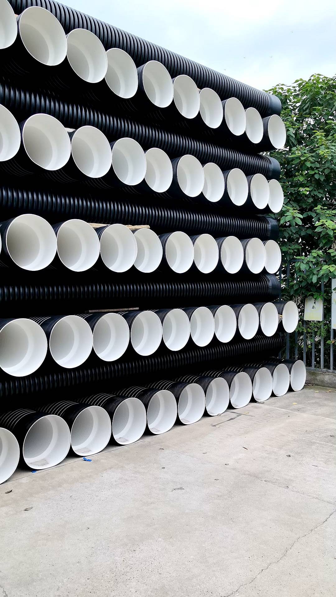 hdpe双壁波纹排水管