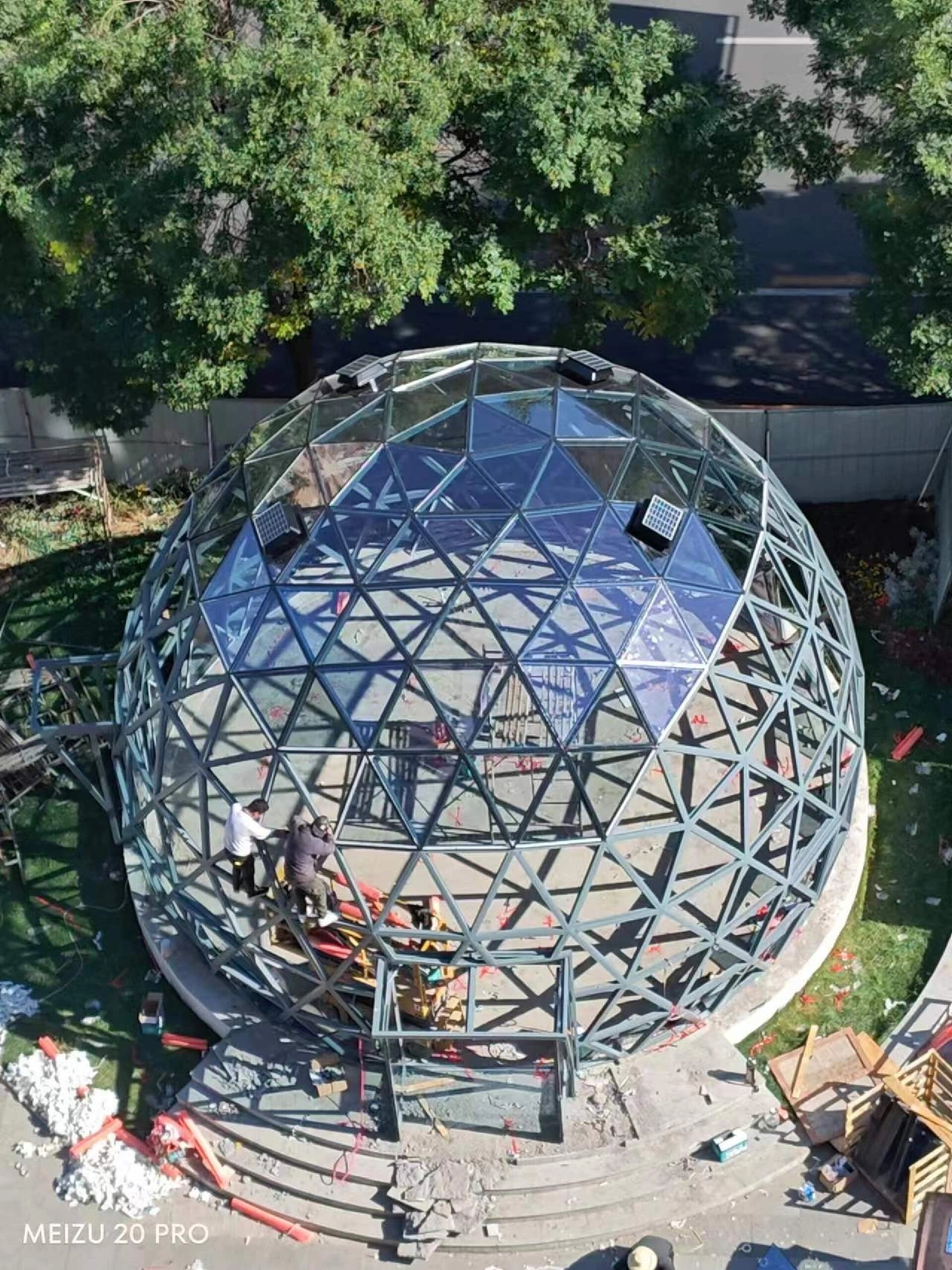 创意网红餐厅球形玻璃屋阳光房复式咖啡厅