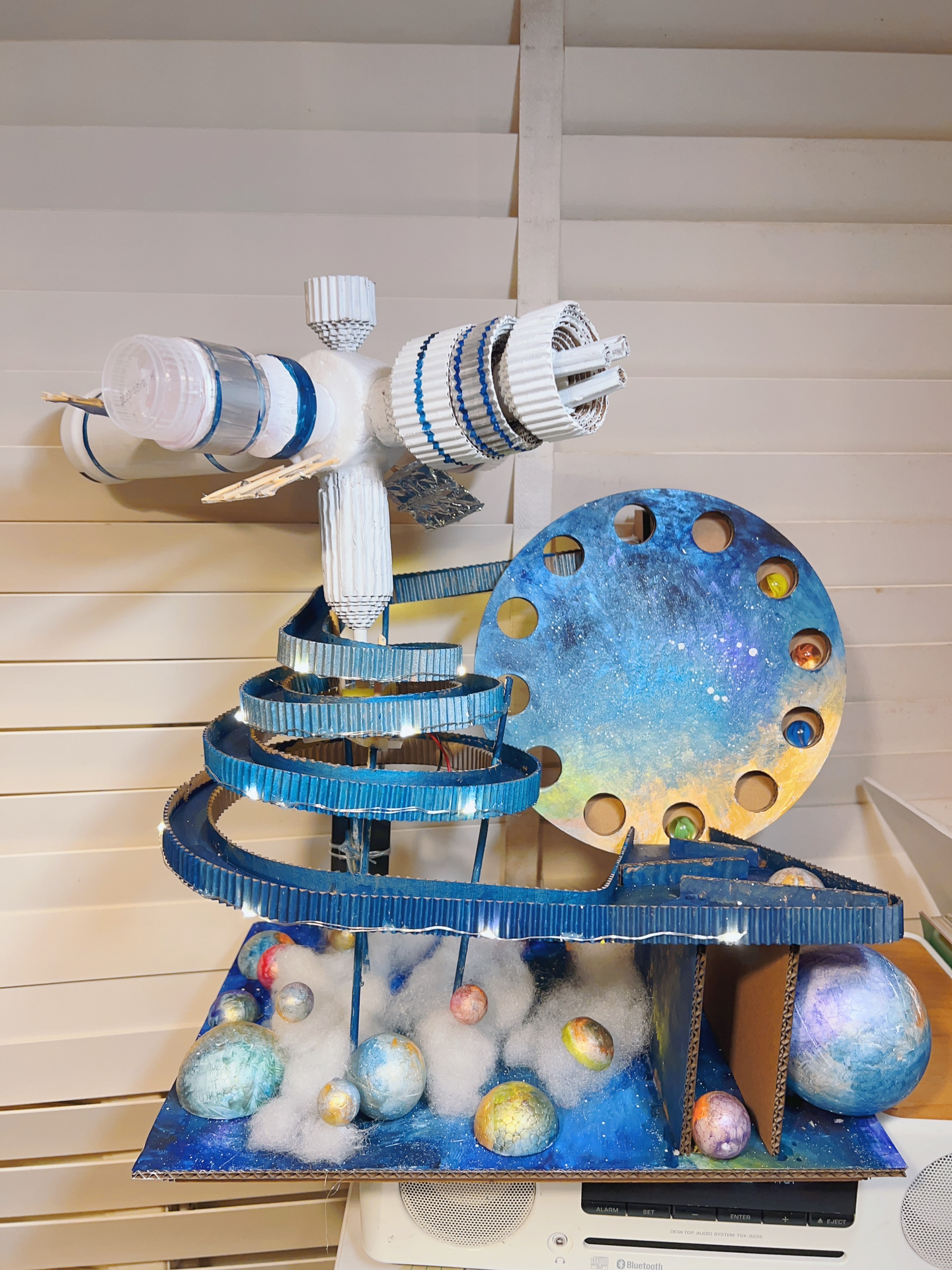 小学科技节手工航天模型制作比赛作品-度小视