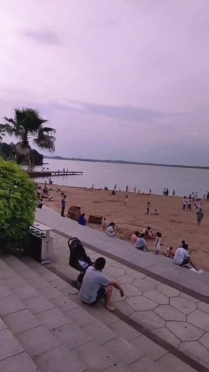 江边美景 随手一拍都是美景 南昌进贤县马尔代夫～滨湖森林公园-度小