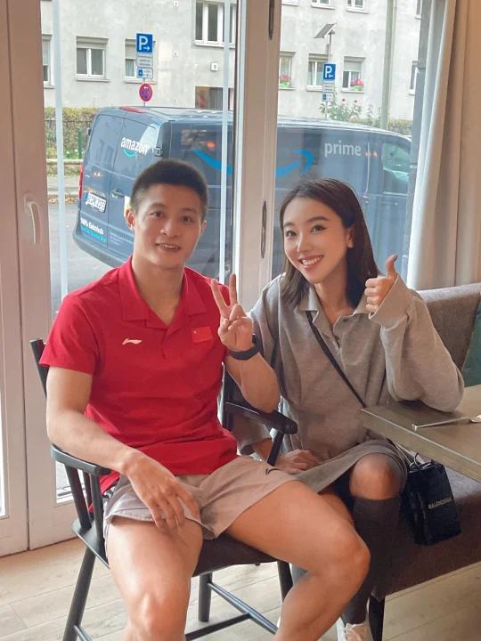 体育采访|德国跳水世界杯96采访全红婵杨健-度小视